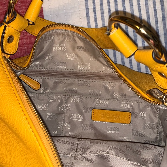 Michael Kors Shoulder Bag - Picture 6 of 7